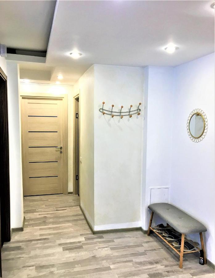 Large Apartment In Ultra-Central Location Braşov Exteriör bild